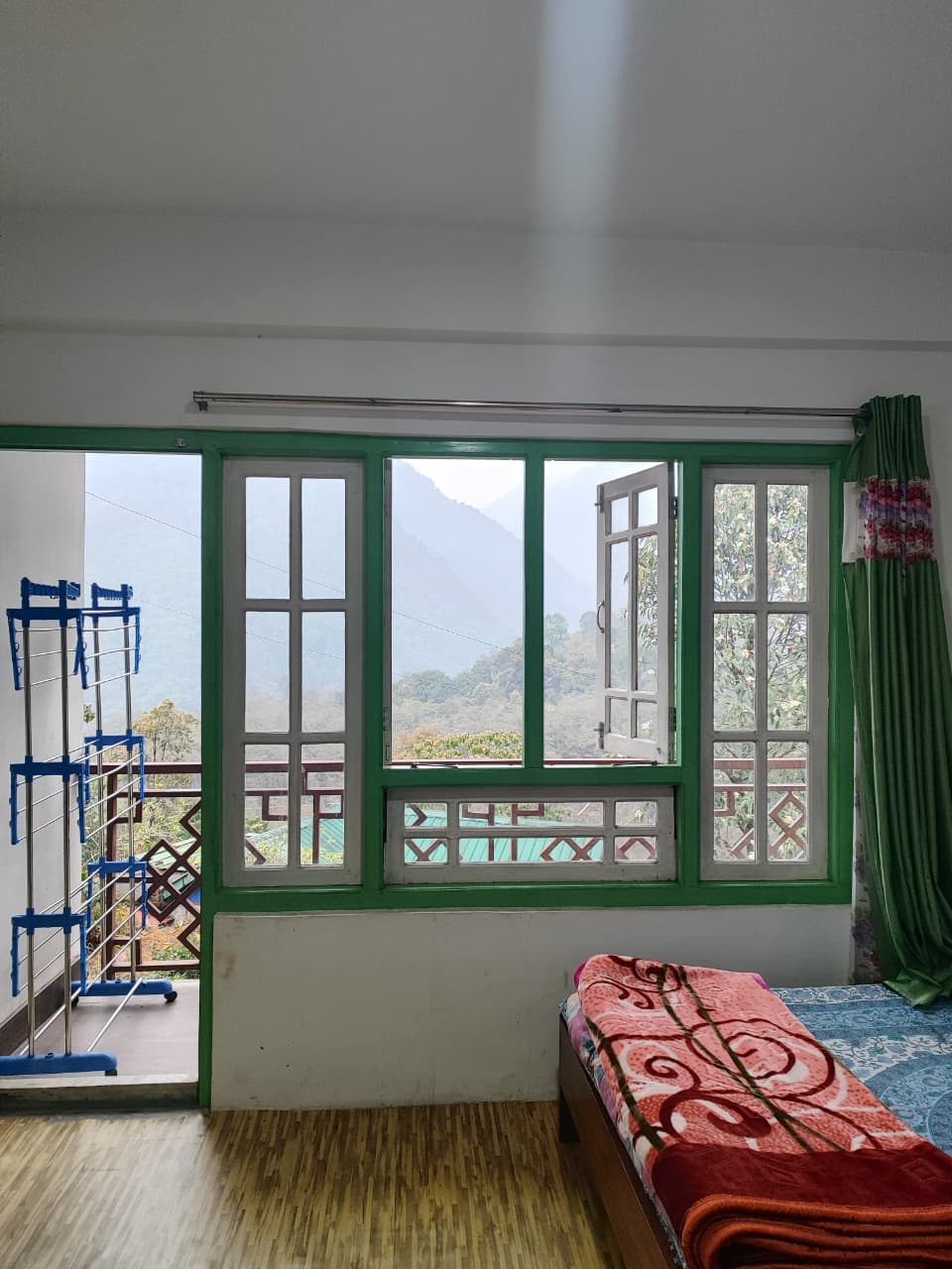 Deluxe Mountain View